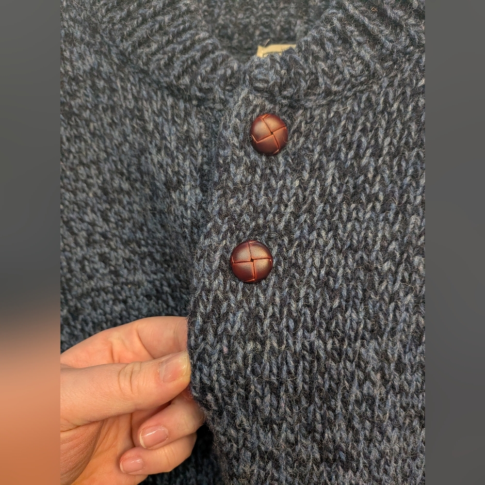 L.L. Bean 100% Lambs Wool VTG Blue Marbled Knit 1/4 Button Up Sweater Size XL - Picture 4 of 12